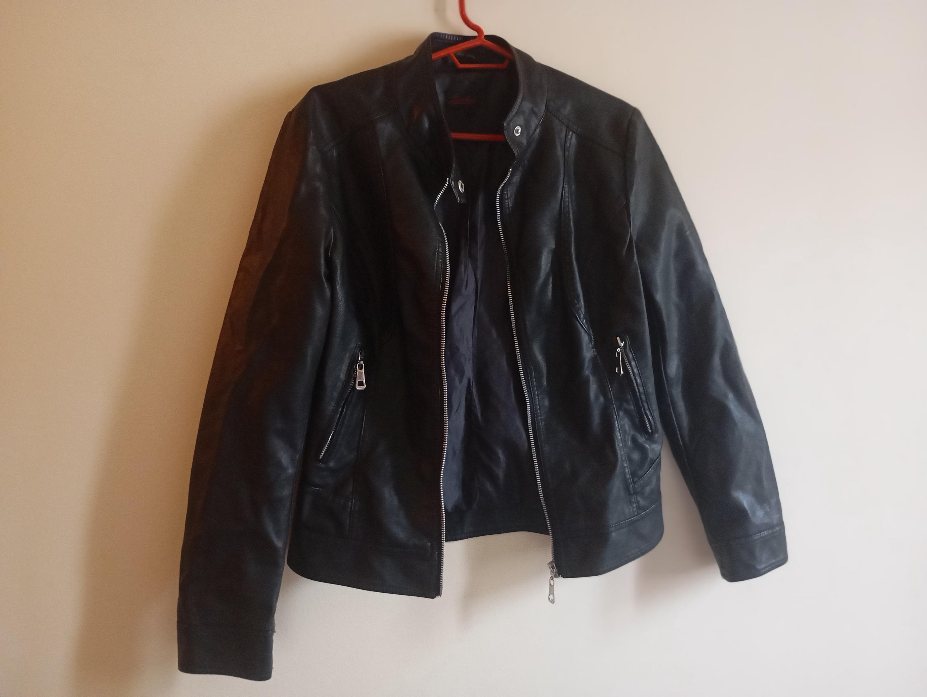 Y2K 00s Women's Faux Leather Jacket Black | Zipper & Pockets