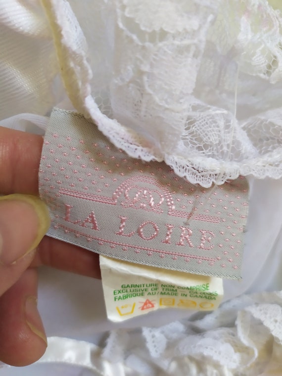 Unused 80's Lace Bridal Robe & Garter - Retro Wed… - image 10