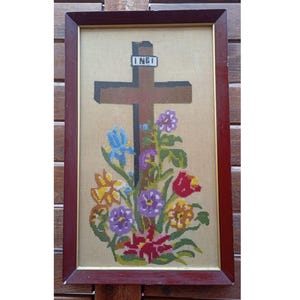 From 80&#39;s Greek Embroidery Cadre Embroidered Cross INBI Flowers Canvas cotton fabric Purple  Wooden Frame Wall Decor Hangings Made in Greece