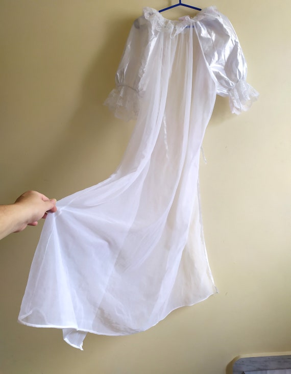 Unused 80's Lace Bridal Robe & Garter - Retro Wed… - image 7