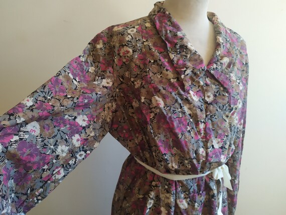 from 60's Cotton Floral Fuchsia Gray Dress Mid-ca… - image 7