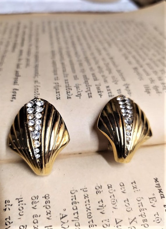 80's Vintage clip on earrings , 80's jewelry , 80's clip on greek Earrings , 1980's Jewelry , 80's old school style , 80's earrings vintage
