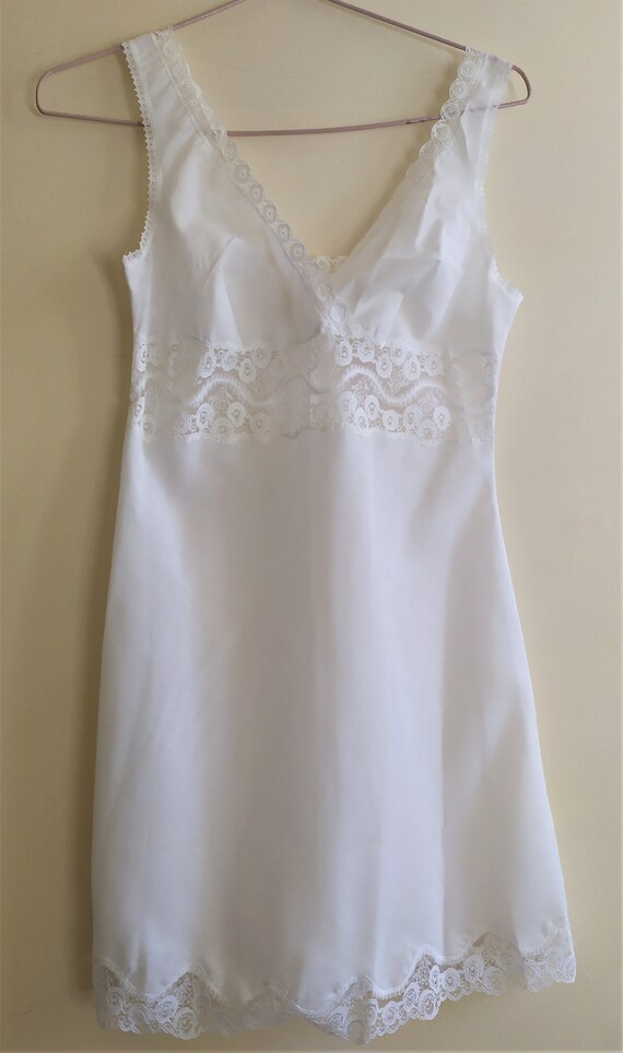 from 60's White Lingerie Babydoll Nightgown Night… - image 4