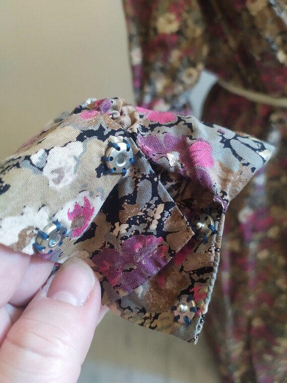 from 60's Cotton Floral Fuchsia Gray Dress Mid-ca… - image 2