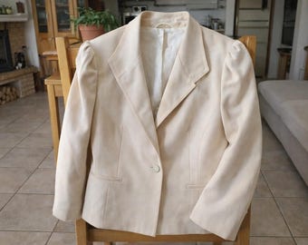 Vintage 80s Beige Wool Blazer – Shoulder Pads, Size Medium