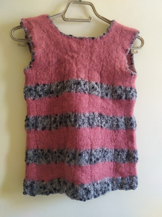Hand knit Sweater Vest from 00's Woolen Sweet Gra… - image 10