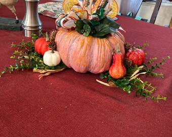 Fall holiday centerpiece