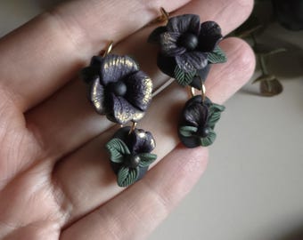 Dark Gothic Romance Floral Earrings | Deadly Nightshade Earrings| Belladonna Gothic Wedding Dangles| Polymer Clay Botanical Earrings