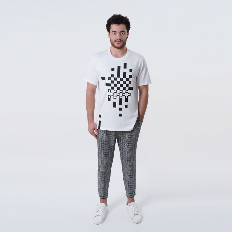 Play Checkers Organic T-Shirt for Men//Play this Graphic image 0