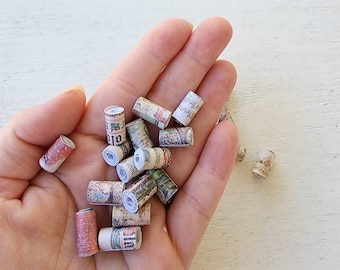 Paper beads, recycled paper beads, Christmas paper beads