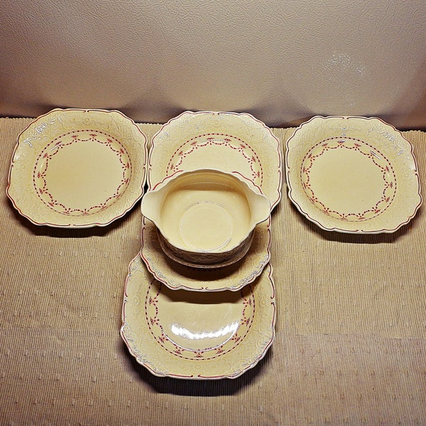 Wedgwood And Co,Shallow Bowls Set,Empress Set,Vintage Gravy Boat,Pale Yellow Ivory,China Bows And Swags,Rare Vintage Kitchen   Free Shipping