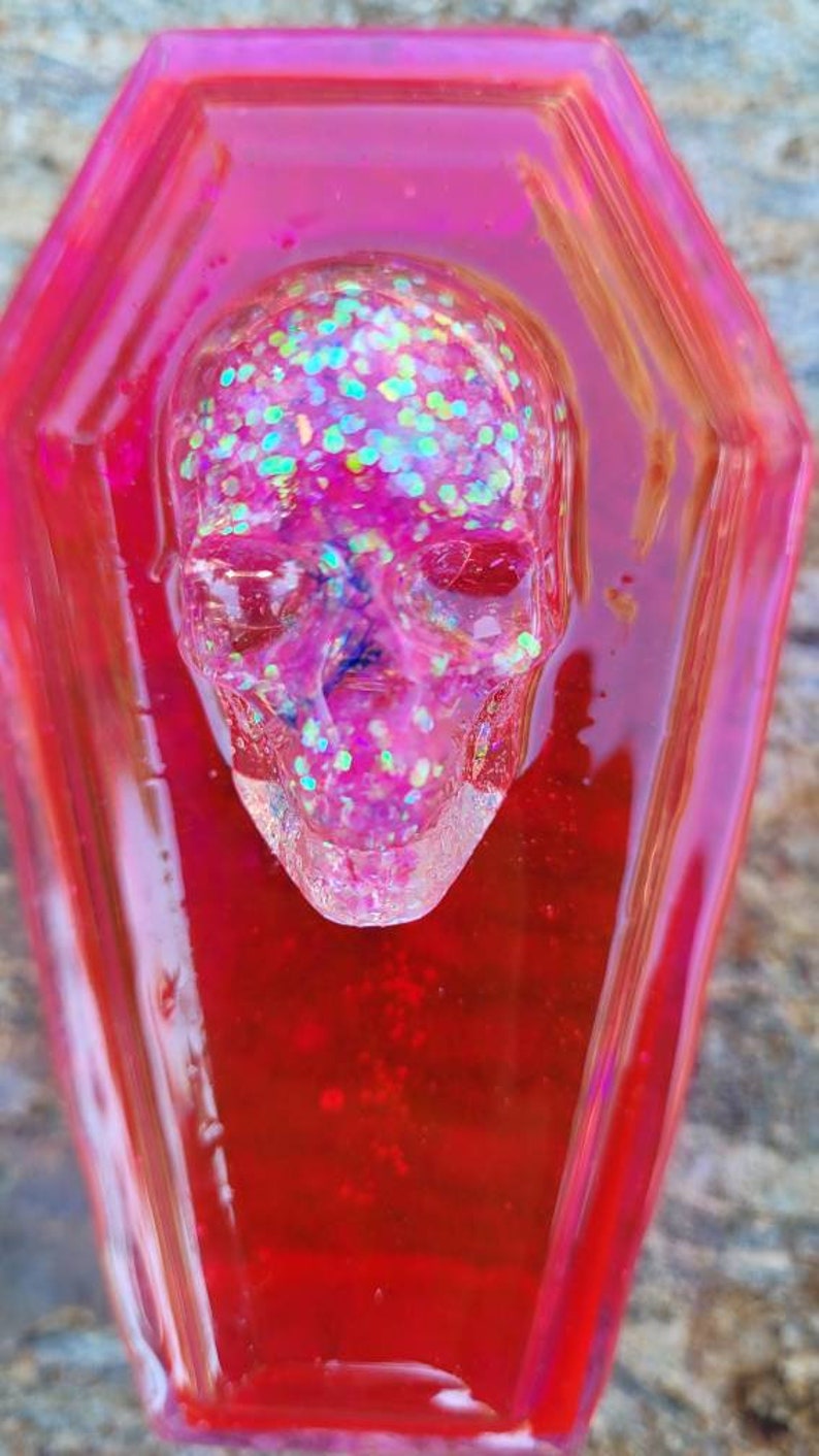Skull Gelly Pink Resin Coffin Trinket Box