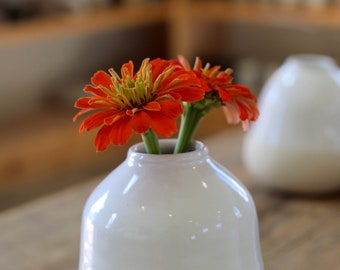 ceramic bud vase/modern flower vase