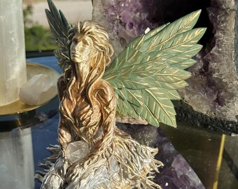 Goddess of the Forest Altar Companion ⟡ Ancestral Portal Guardian with Clear Quartz Core ⟡ Sacred Woodland Spirit & Awakening Ritual Set