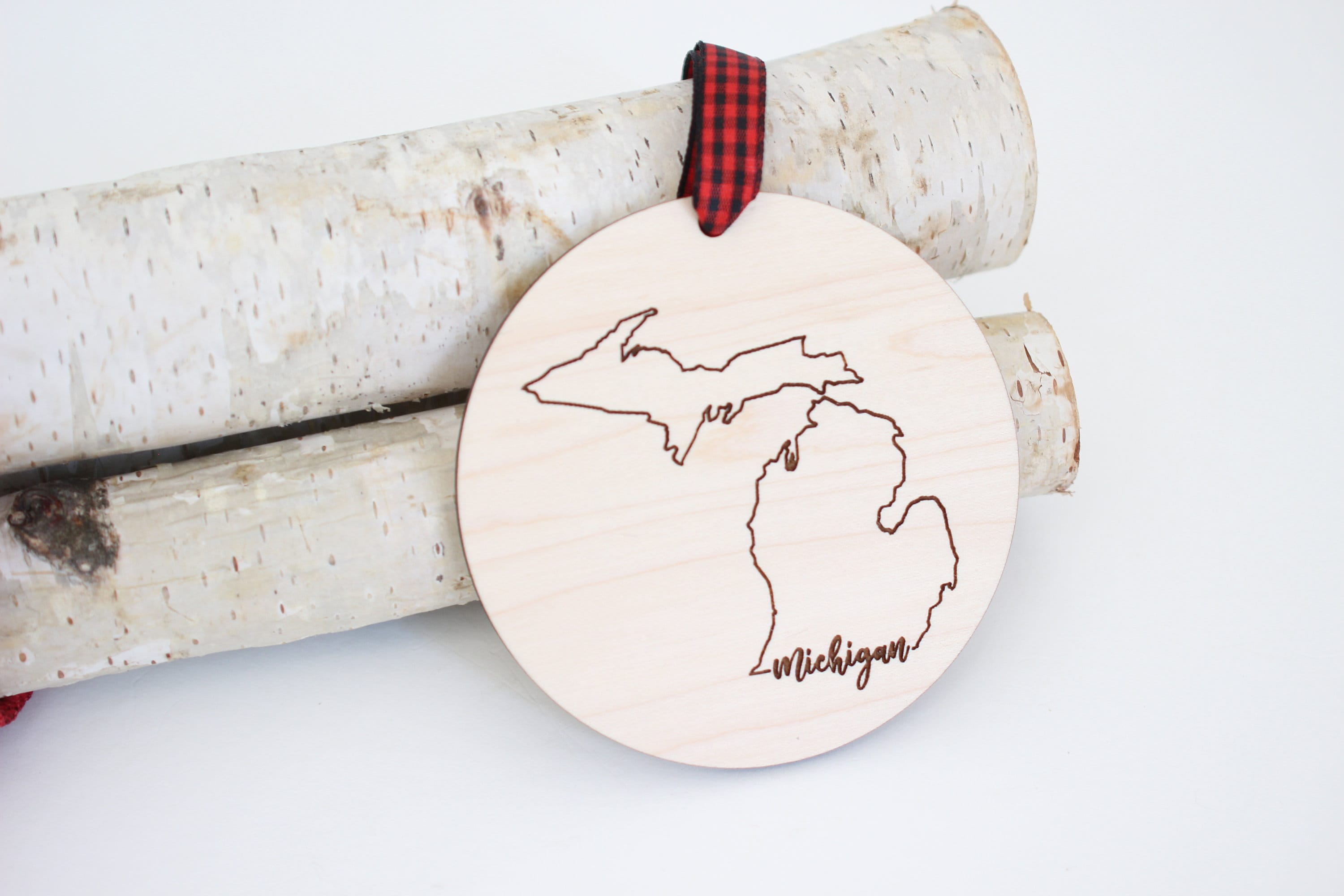 Michigan Round Christmas Ornament Wood Engraved State Holiday Etsy UK