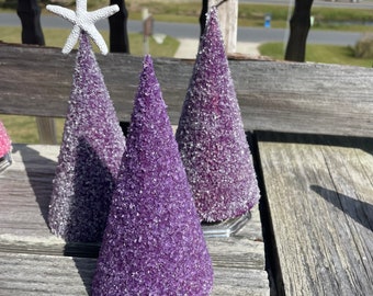 Crushed glass Christmas tree