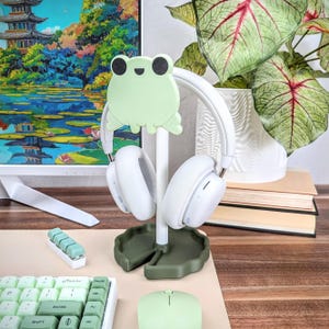 Frog Headphone Stand, Cute Headset Holder, Wall Mountable Headset Hanger, Headphone Stand Cute, Kawaii Desk Accessories, Kawaii Gaming Setup