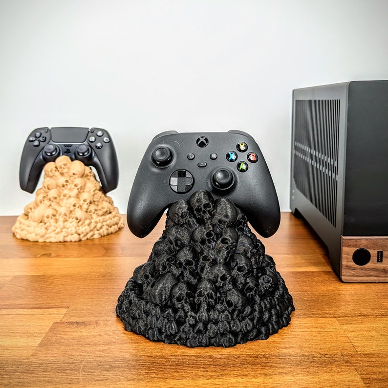 Skull Controller Stand - Controller Holder - Gifts for Gamers - For PS5, XBOX, or Nintendo Switch