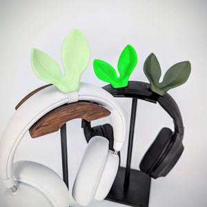 Crochet Sprout Leaf Headphones Accessory / Bookmark Plant 