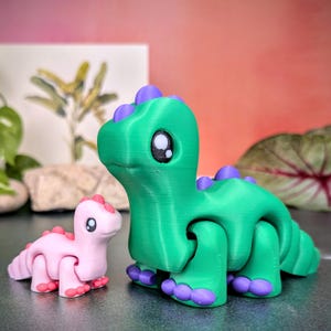 Brontosaurus Dinosaur Flexi Fidget, Long Neck Fidget Toys, Wiggly Desk ...