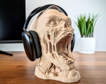 Zombie Head Headphone Stand - Bust Headset Holder - Horror Gamer Gift - Desk Decor