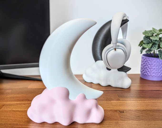 Moon and Cloud Kawaii Gaming Headphone Stand - Cute Office Decor - Gamer Accessories