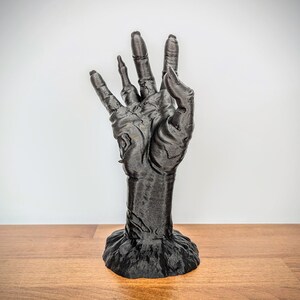 Zombie Hand Controller Stand - Witch's Demon Hand Headphone Stand - Controller Stand for Ps5, XBOX, or Nintendo Switch - Desktop Decor