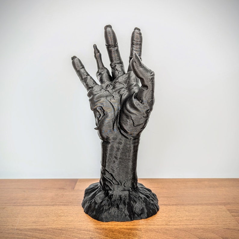 Zombie Hand Controller Stand - Witch's Demon Hand Headphone Stand - Controller Stand for Ps5, XBOX, or Nintendo Switch - Desktop Decor