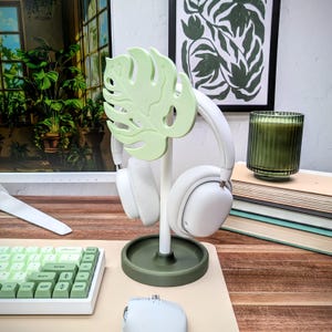Cozy Headphone Stand, Monstera Wall Mountable Headset Holder, Flower Headphone Hangers, Cute Desk Accessories, Green Gaming Setup