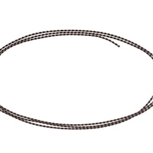 Puede incluir: Primer plano de un cordón trenzado blanco y negro, enrollado en círculo.