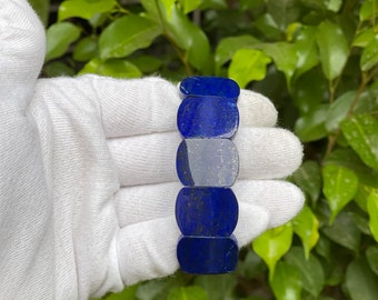 Pulsera artesanal de lapislázuli con pirita dorada - Joyería elástica con piedras preciosas