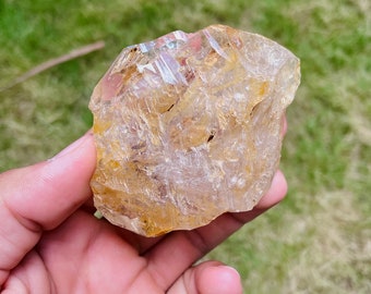 ユニークなウィンドウクォーツオンマトリックス、パキスタン鉱物標本