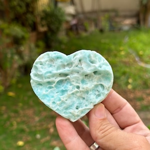 Premium quality raw smithsonite heart