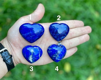 Colgante de corazón de lapislázuli – Gema de cristal azul profundo