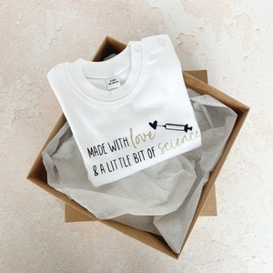Kinderwunsch Shirt Geschenk | Geschenk zur Geburt | KiWu | IVF | ICSI | Kleinigkeit | Babyparty Geschenk | Genderreveal | Made with Love