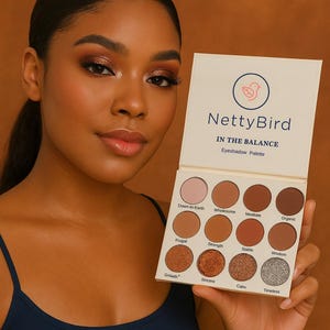 Eyeshadow Cosmetics Makeup Palette, Matte and Shimmer Shades Eye Makeup Palette Gift for Her