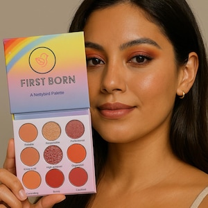 Eyeshadow Makeup Cosmetics Palette, Glitter and Simple Aesthetic Eyeshadow Makeup Palette for Her