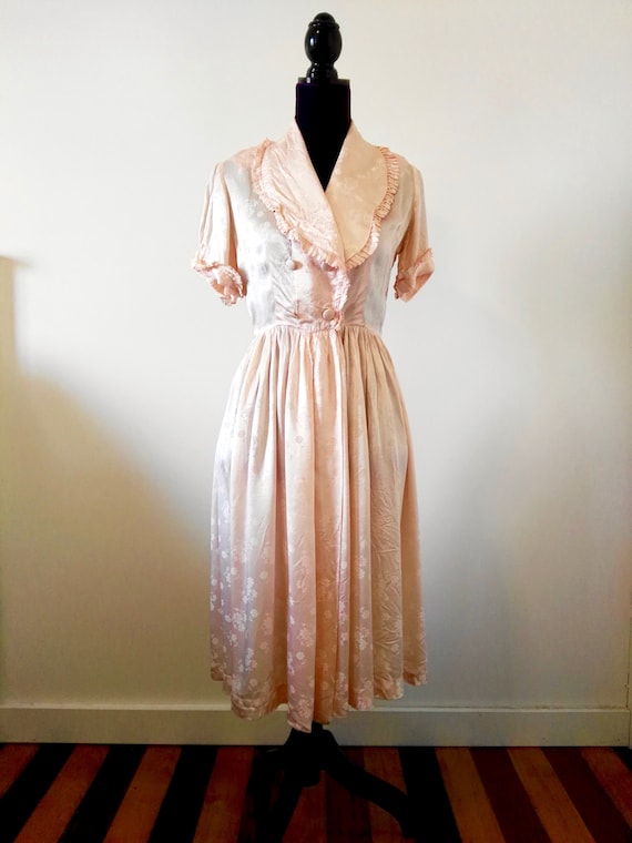 Pale Pink Housecoat and Matching Full Slip - Small