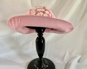 Coming up Daisy's Bucket Hat, Pink Toddler Girl Sun Hat, Bucket Hat with Bow in the Back, Girls Floppy Hat, Daisy Floppy Hat, Sun Hat Girl