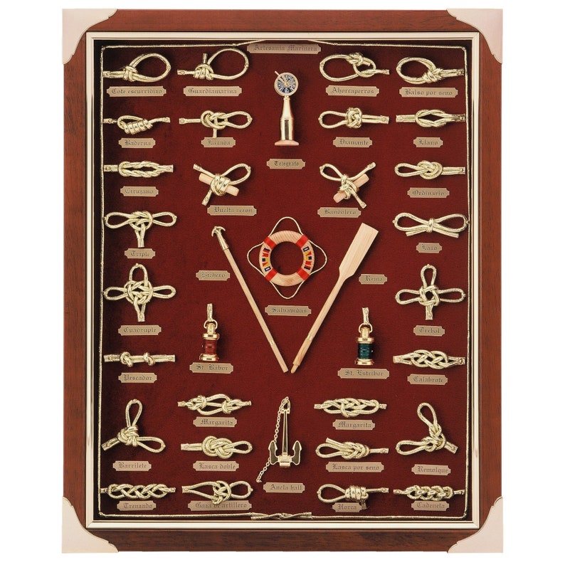 Board of 43x53cm, with golden sailor's knots and miniature naval tools, wall nautical decoration. Roja
