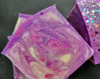 Spring Lilac Handmade Almond Milk Soap, Floral Artisan Soap Bar, Natural Gentle Soap, Summer Self Care, Moisturizing Soap, Gift for Her