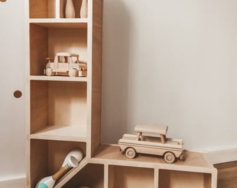 Regal shelf for kids room Letter L
