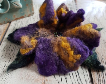 Purple Felt Flower Brooch Flower Brooch Hand Felted Wool Woman Purple Floral Accessory Wristband Felt Pin Headband Purple FlowerGift