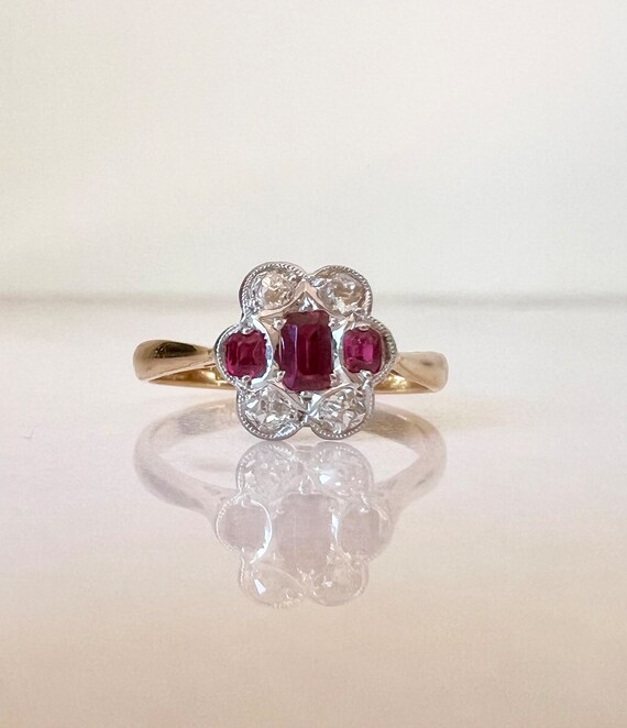 Antique Art Deco Ruby & Diamond Daisy Ring | Soli… - image 4