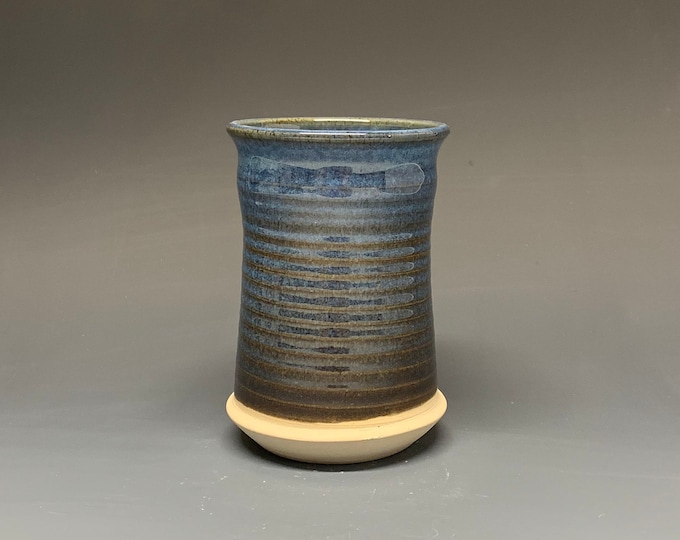Rutile Floating Blue Cup