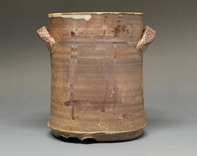 Ovoid Vessel with DuQuoin Speedway Slip Design