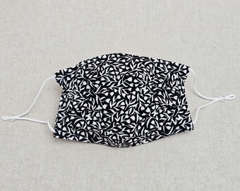 Floral Cotton Face Mask: Reusable Pleated Fabric Covering with Filter Pocket