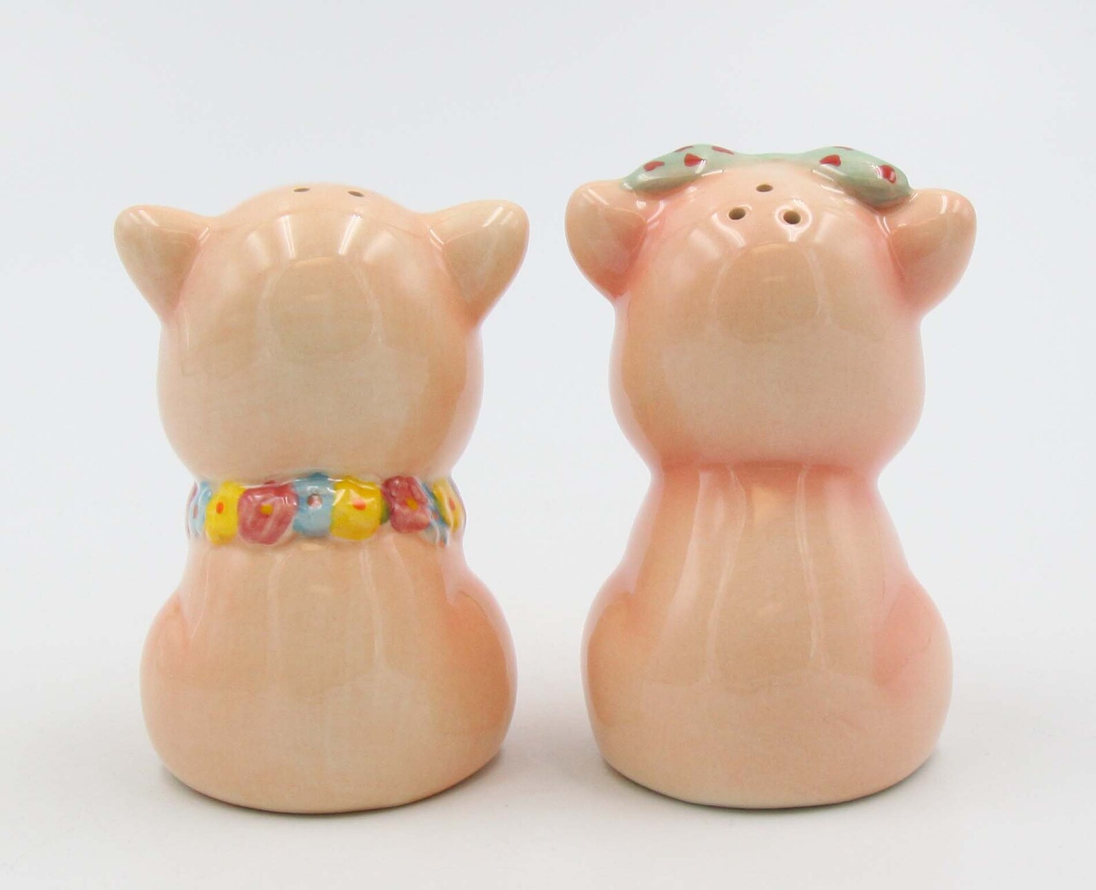 Hand painted ceramic happy pigs salt and pepper shakers Etsy