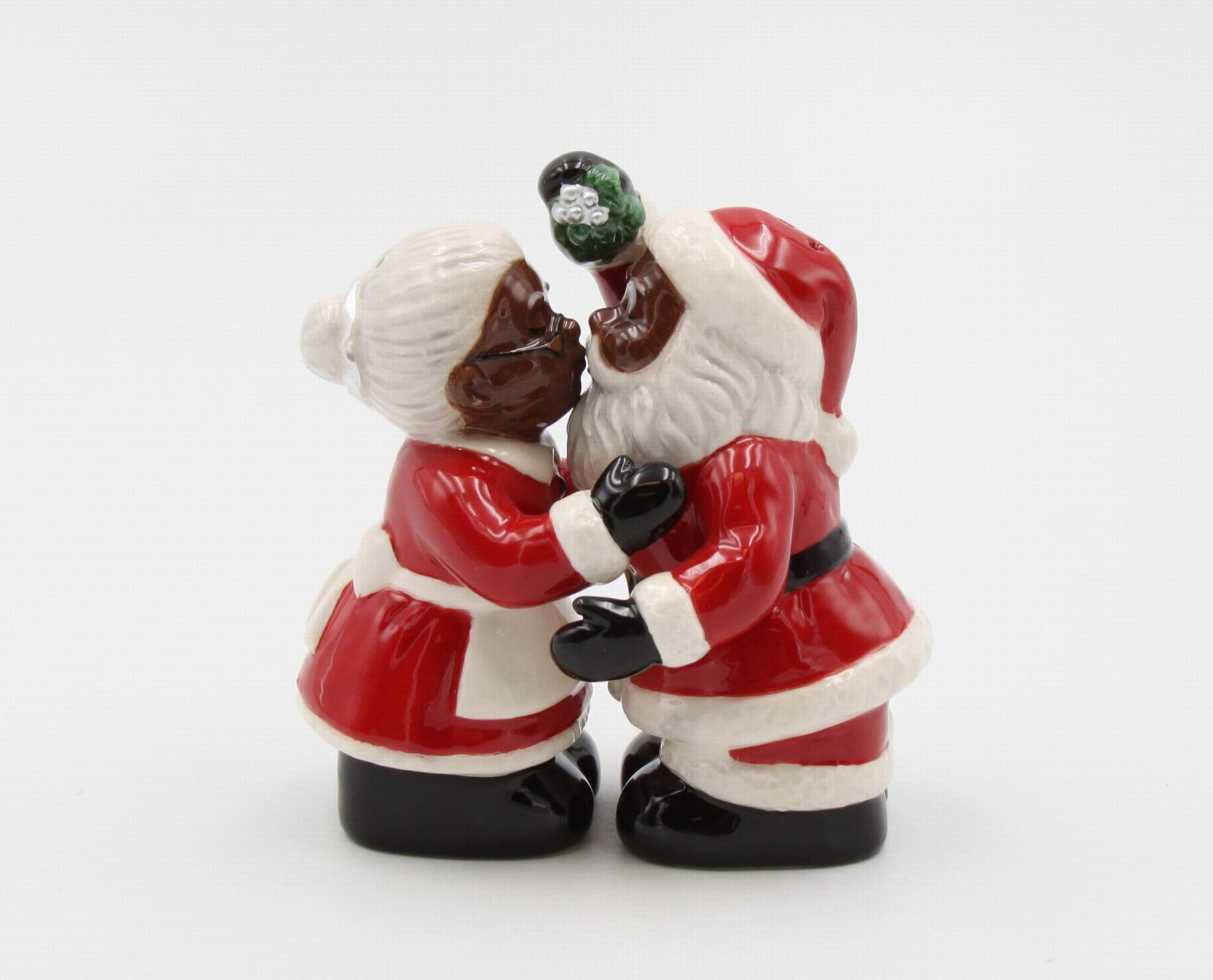 11308 Mr & Mrs Claus Magnetic Salt Pepper Shakers Santa Xmas Holiday 11308 Mr & Mrs Claus Magnetic Salt Pepper Shakers Santa Xmas Holiday