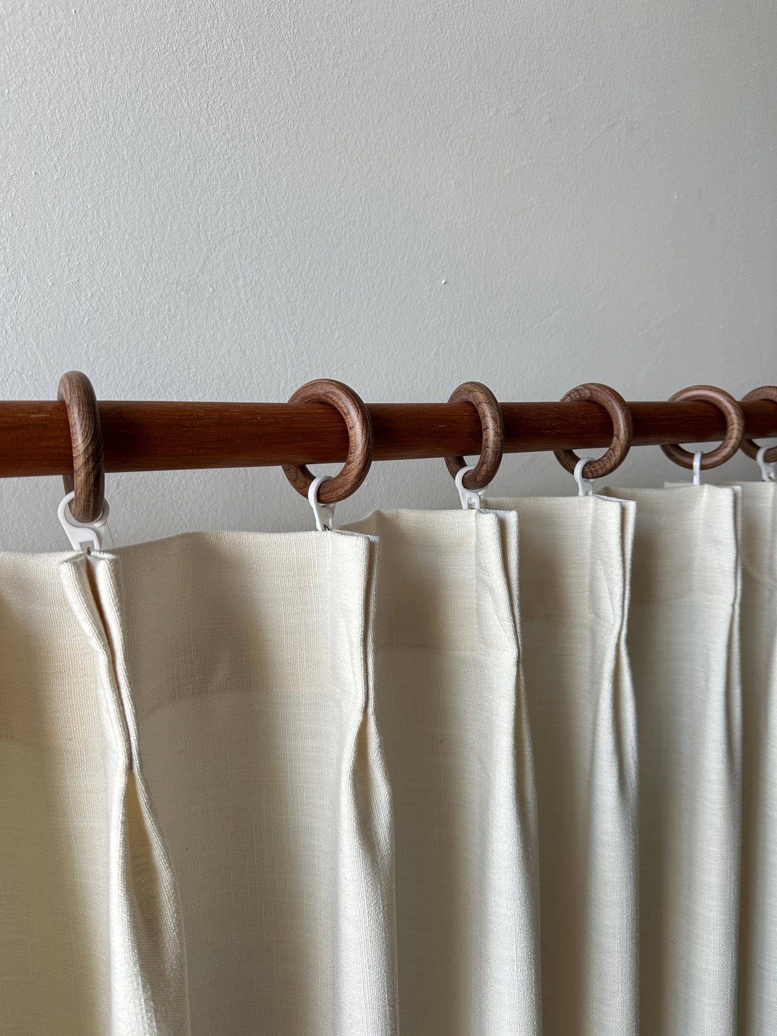 Wooden Curtain Rods,custom Wooden Curtain Rods,unique Square Brackets ...